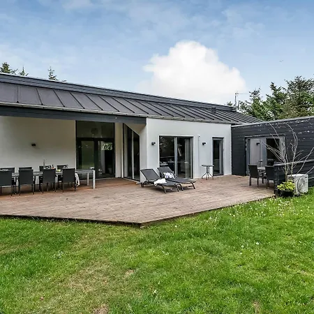 Flot, Rummeligt Med Aktivitetsrum Sj88 Vakantiehuis Harboør